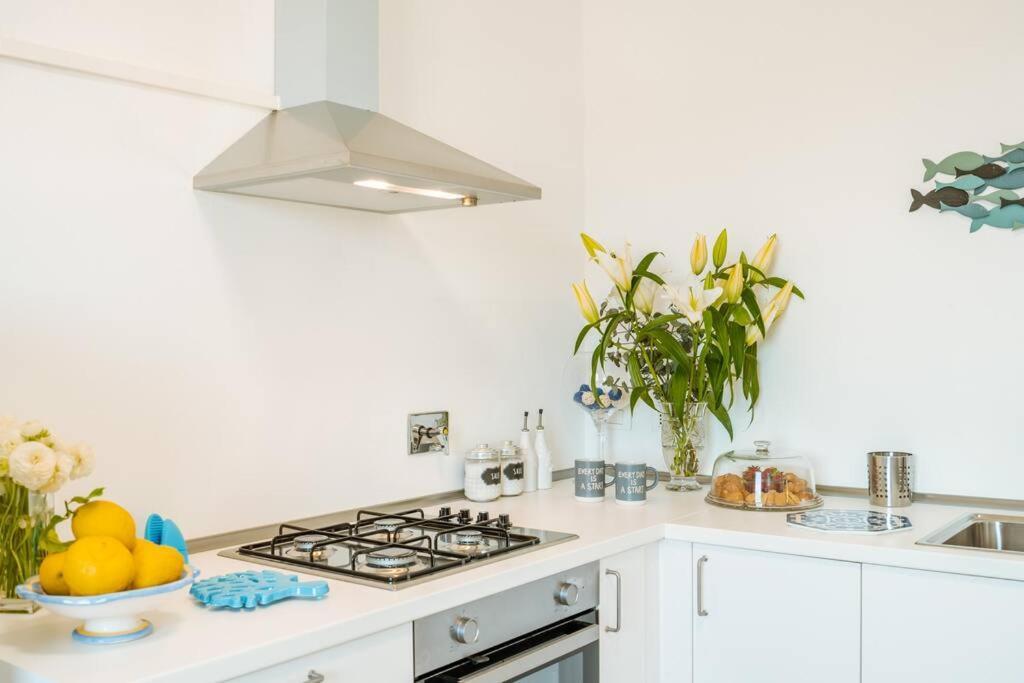 Piccapiana Sea View Attic Flat Apartment Специя Екстериор снимка